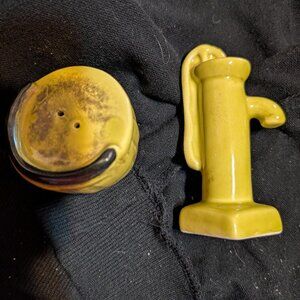 Yellow glazed Salt & Pepper Shaker